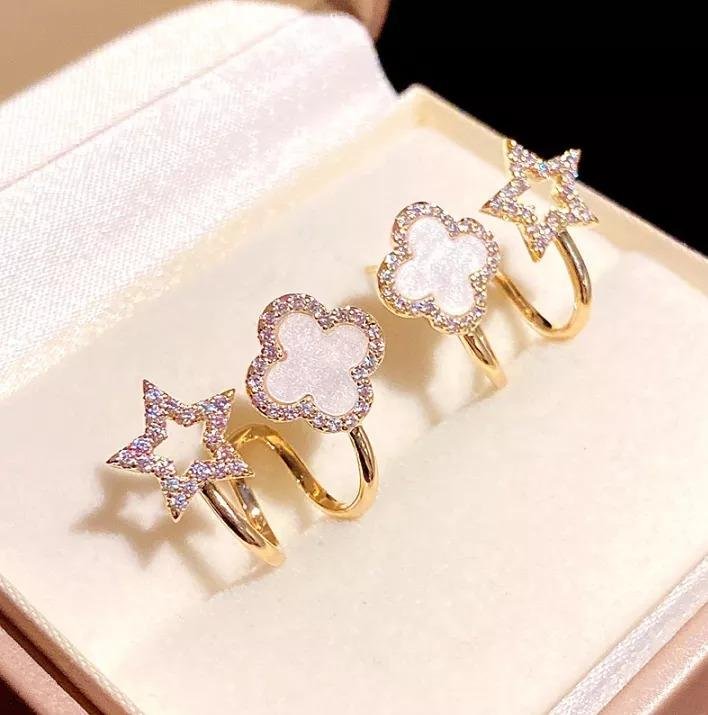 AVR JEWELS Korean Fashion Vibrato live four leaf Clover Earrings - Image 4