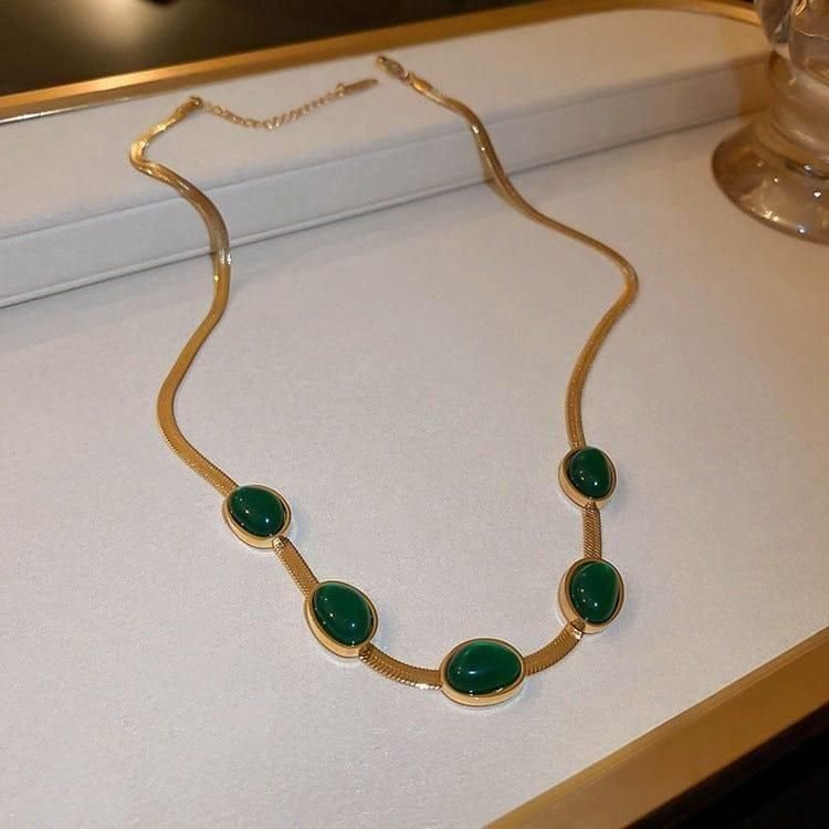 Oval Green Crystal Pendant Necklace Set With Bracelet - Image 3