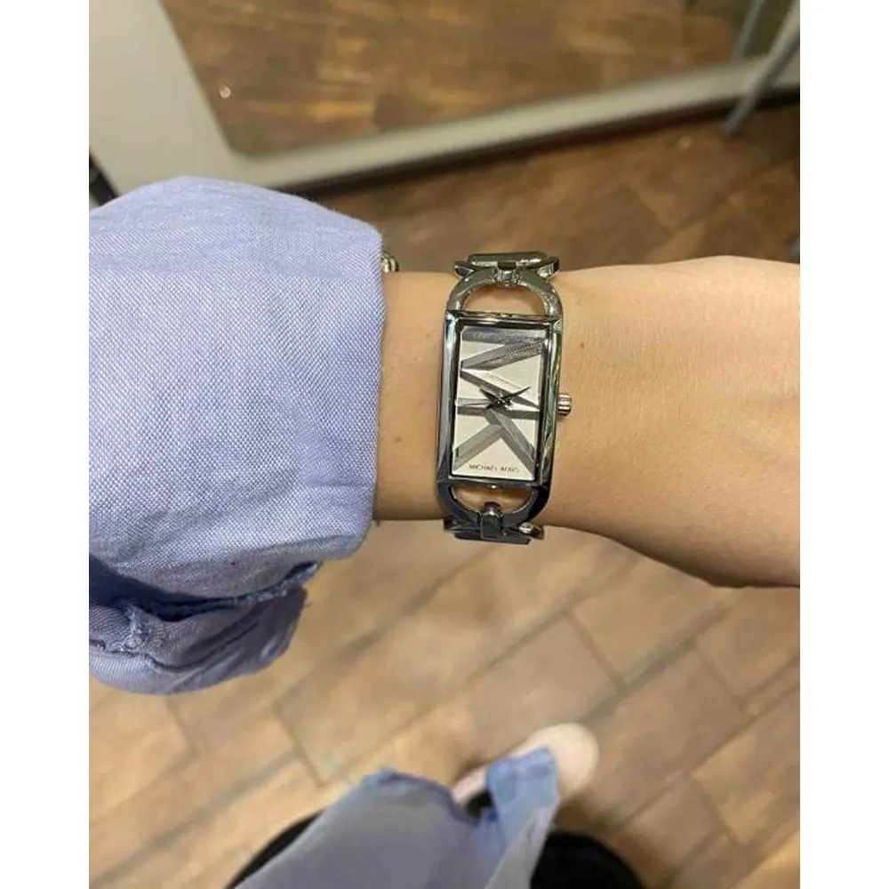 Stylish Michael Kors Watch For Women (SUP495) - Image 2