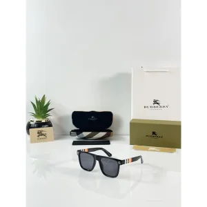 Burberry Sunglass