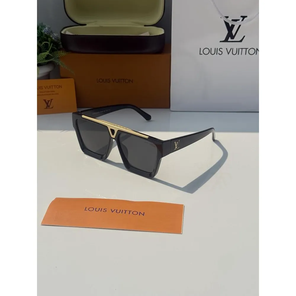 Stylish Louis Vuitton Sunglasses Gold Black (SUP2352)