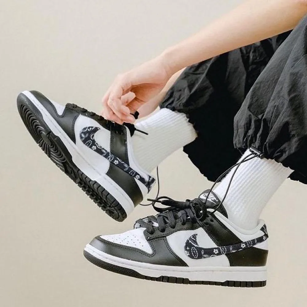 Stylish Nike Dunk Low Essential Shoes For Women (SUP3597) - Image 2