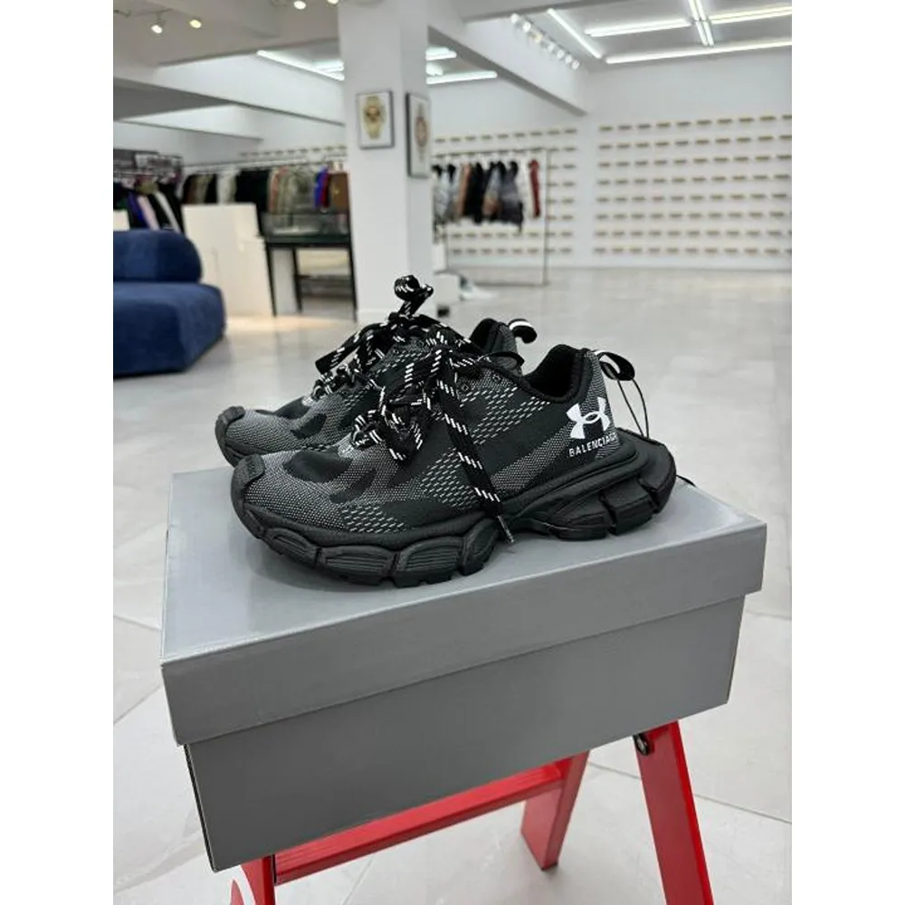 Balenciaga 3 Xl